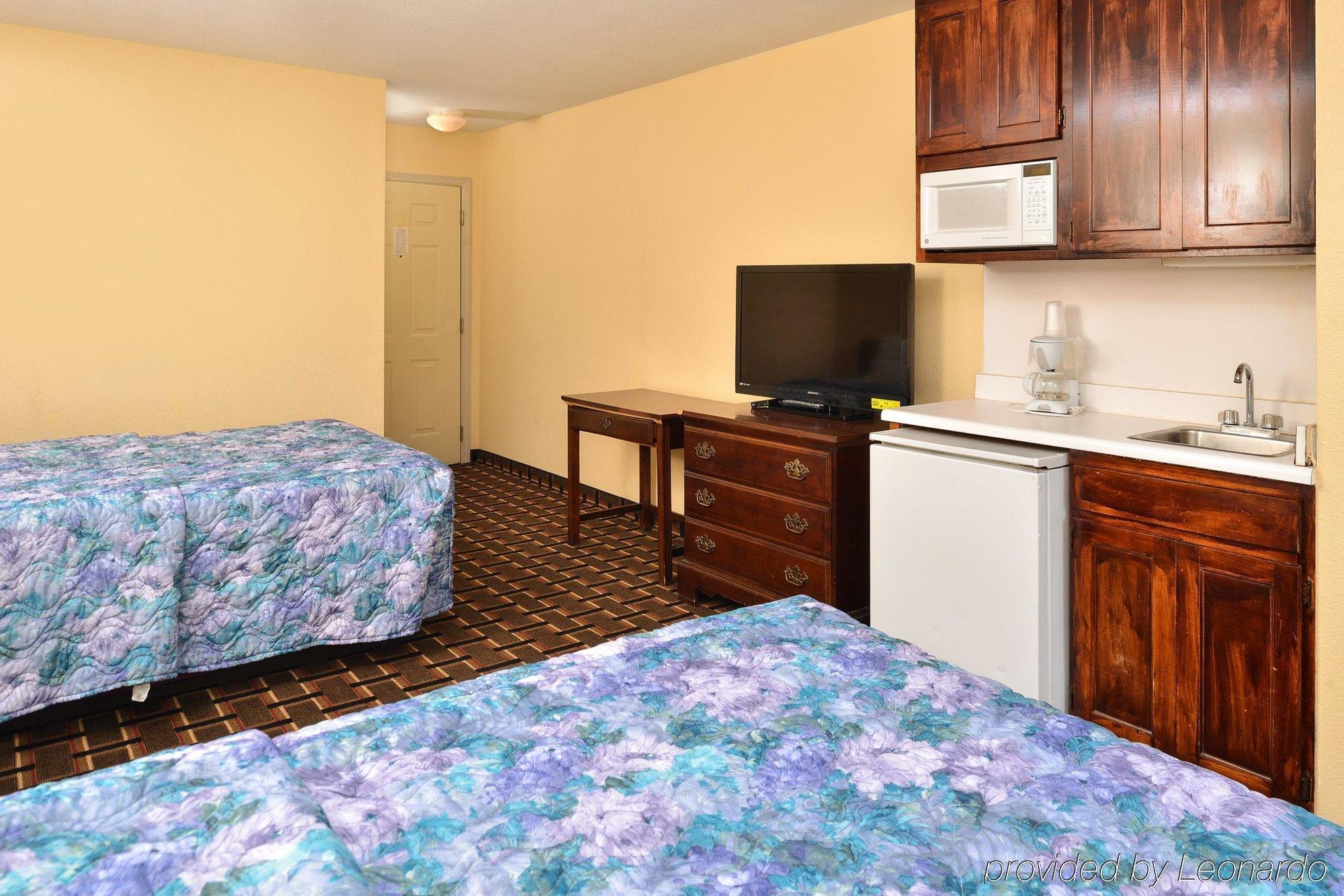 Americas Best Value Inn And Suites Albemarle Exterior foto
