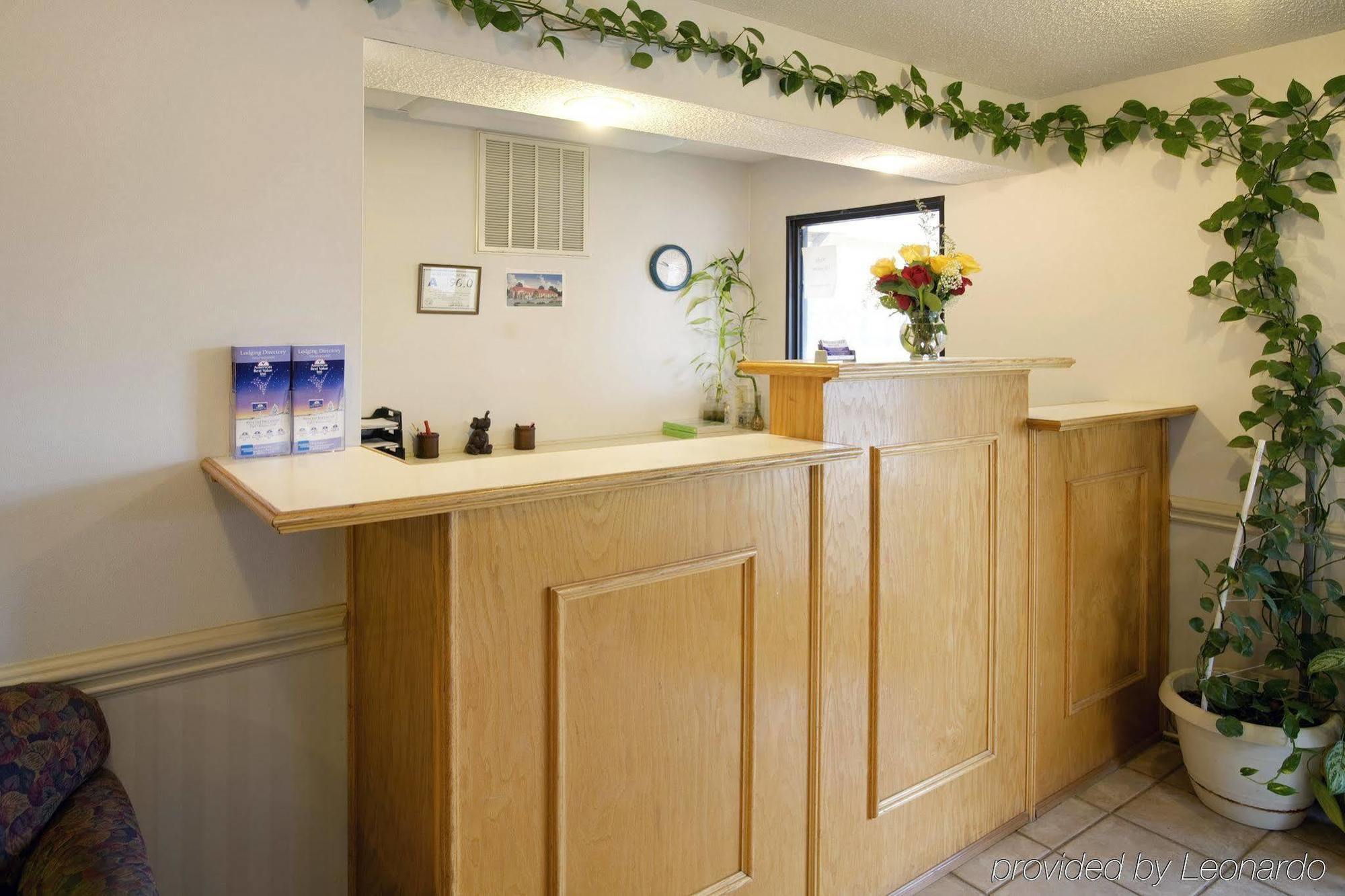 Americas Best Value Inn And Suites Albemarle Interior foto